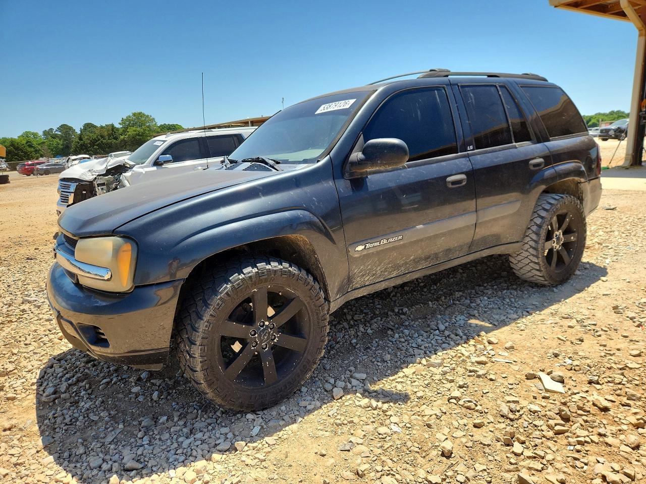 Salvage Chevrolet Trailblazer Image