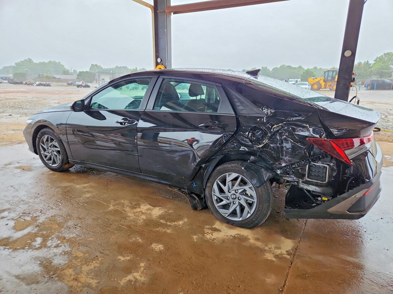 Hyundai ELANTRA Blue
