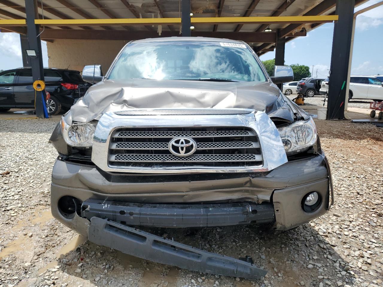 Toyota Tundra Double Cab Limited