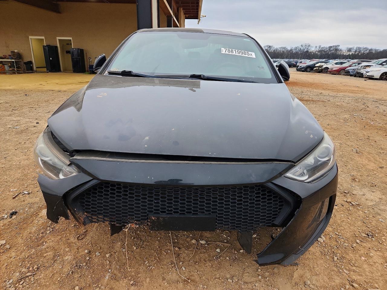 Hyundai ELANTRA Value Edition