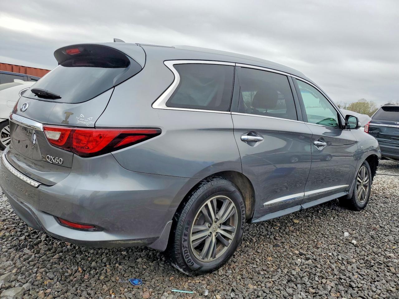 INFINITI Qx Base