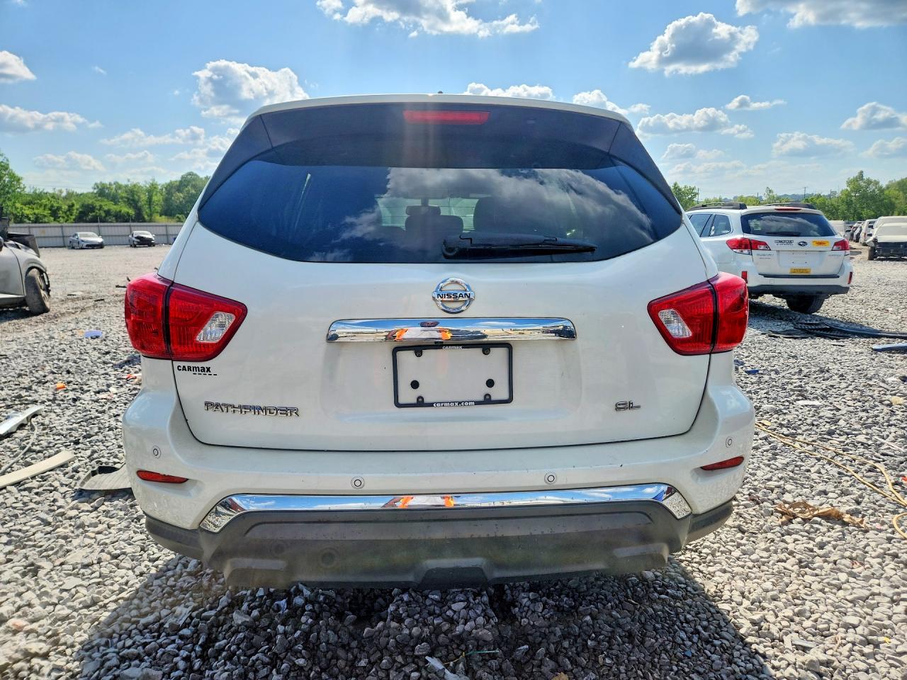 Nissan Pathfinder Sl