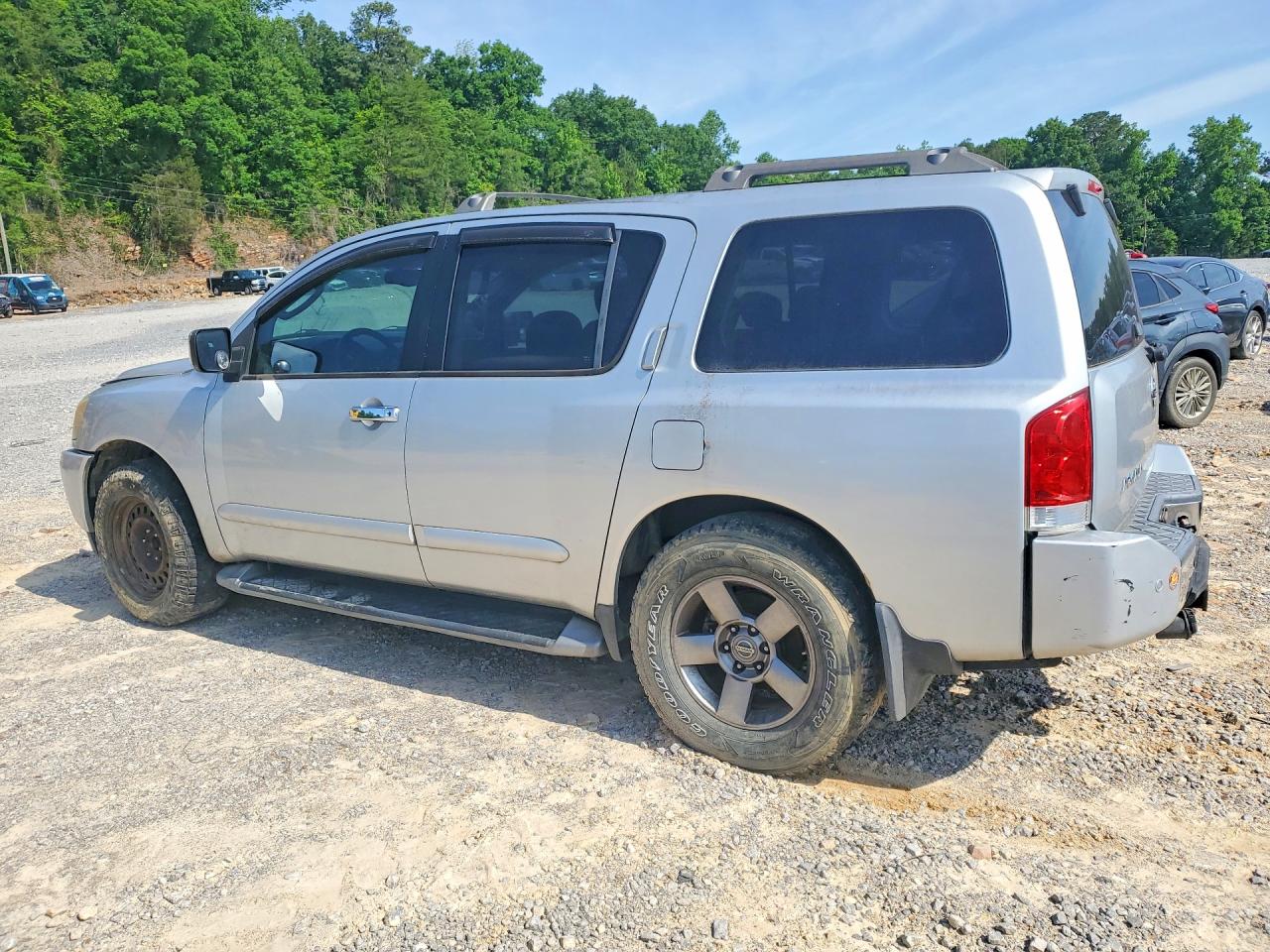 Nissan Armada Se