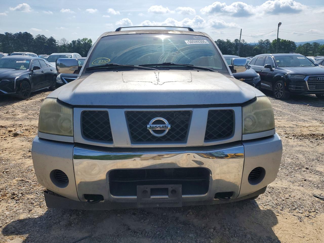Nissan Armada Se