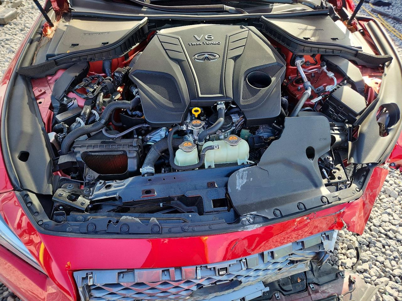 INFINITI Q50 Luxe