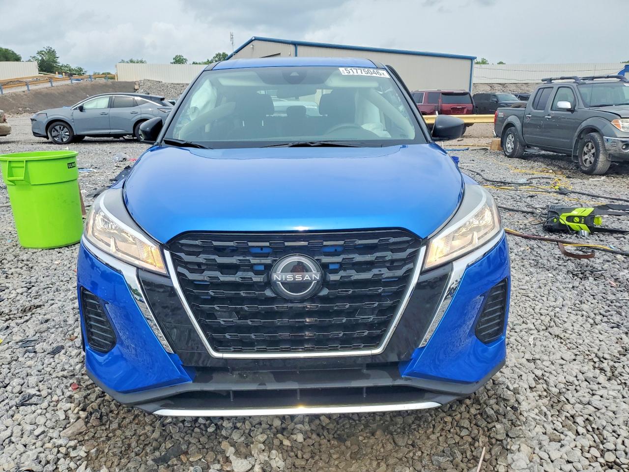 Nissan Kicks S