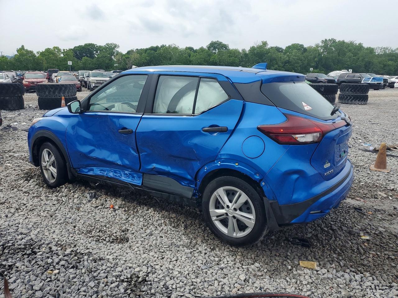 Nissan Kicks S