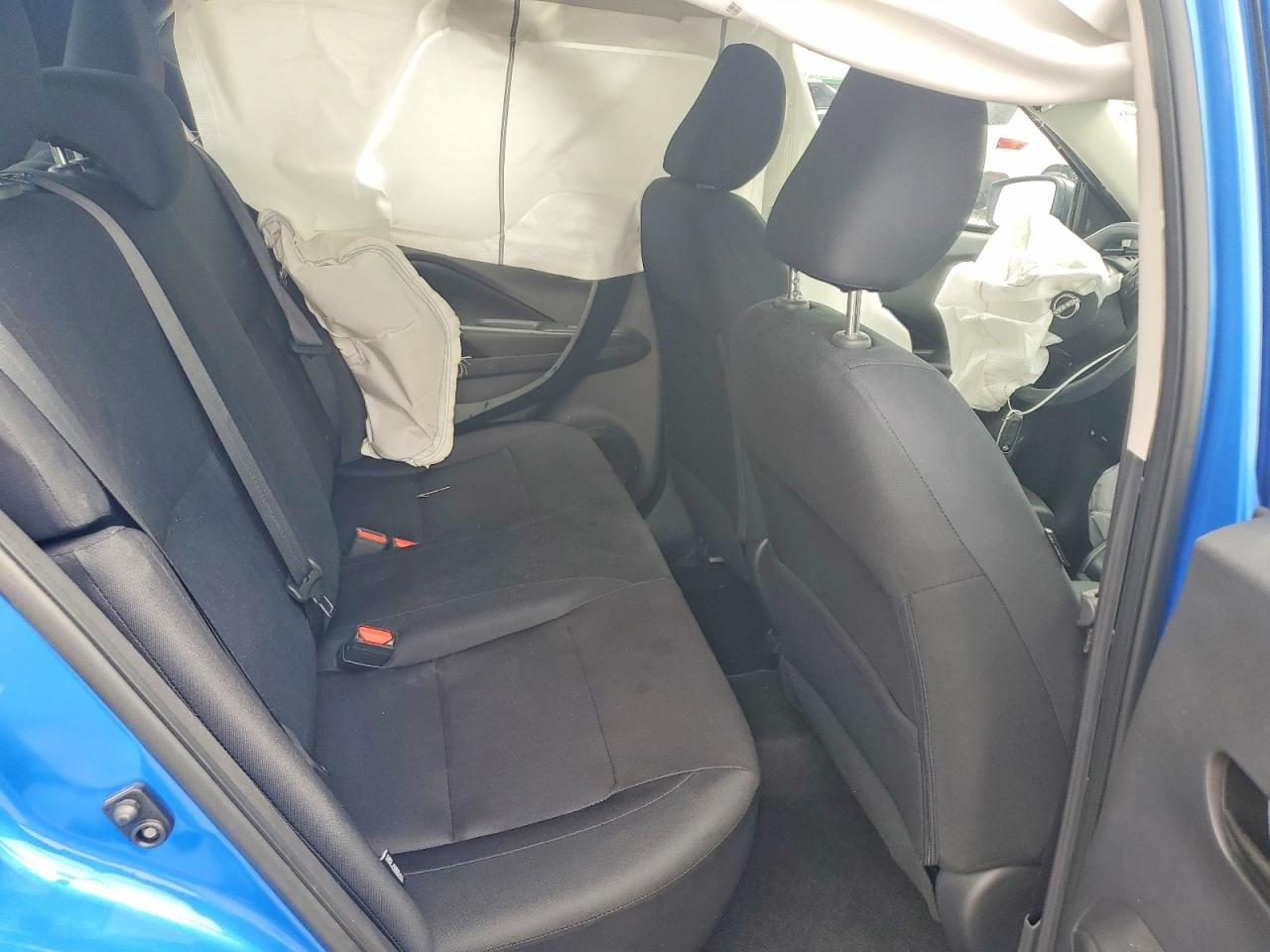 Nissan Kicks S