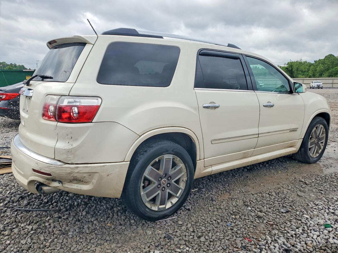GMC Acadia Denali