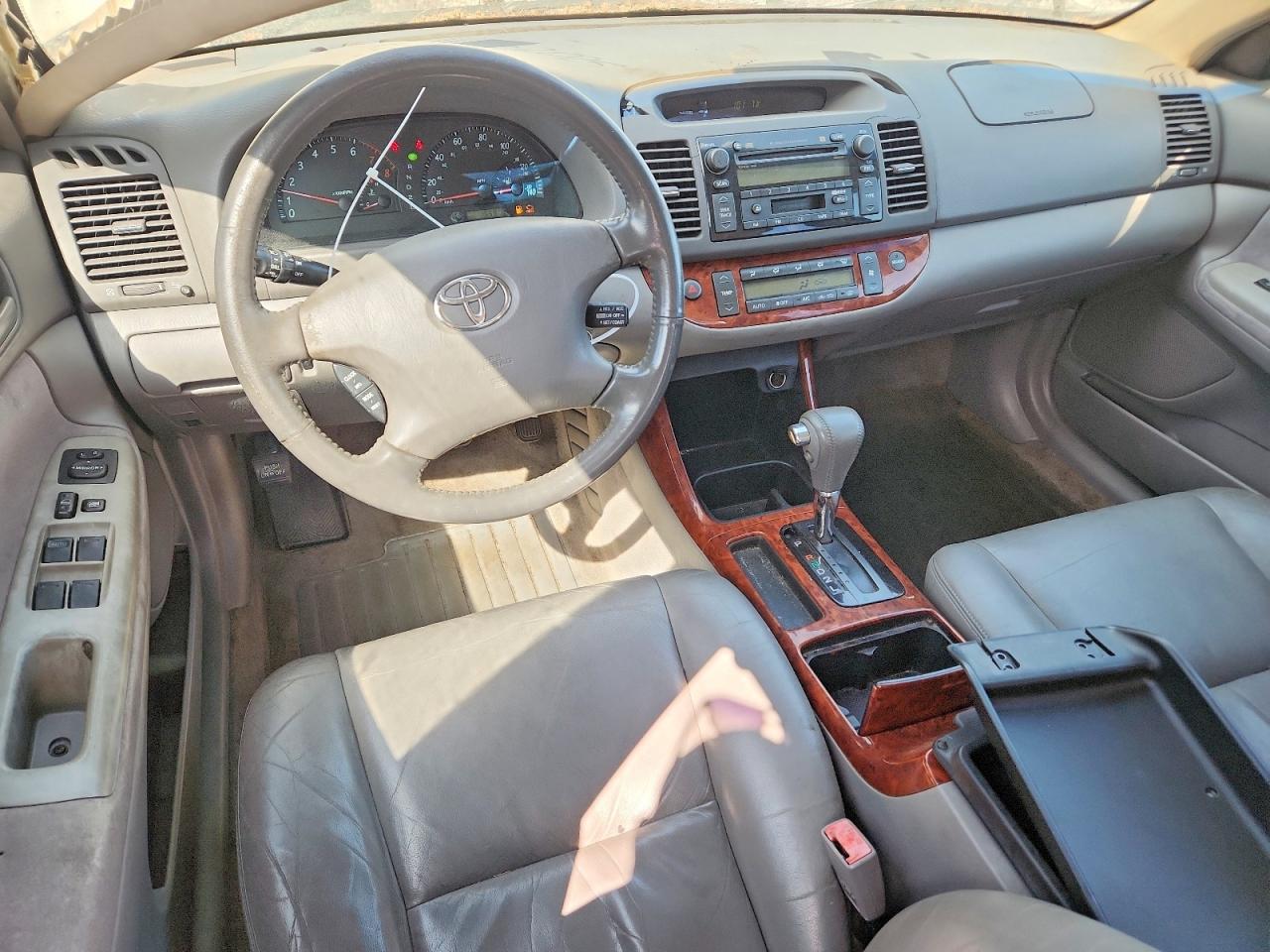 Toyota Camry Xle
