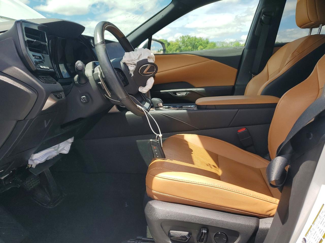 Lexus RX Premium+