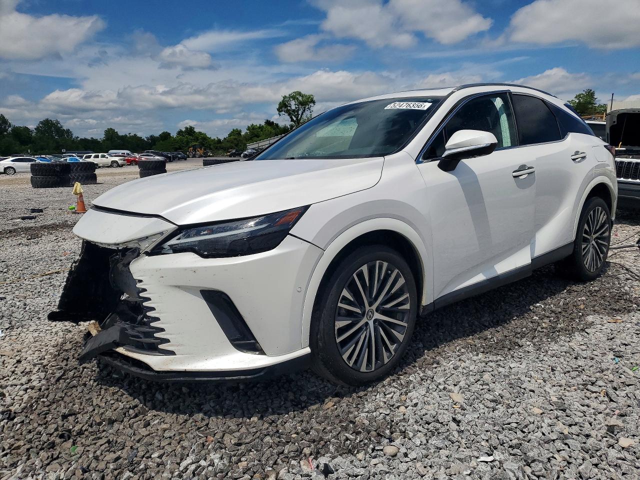 Salvage Lexus RX Image
