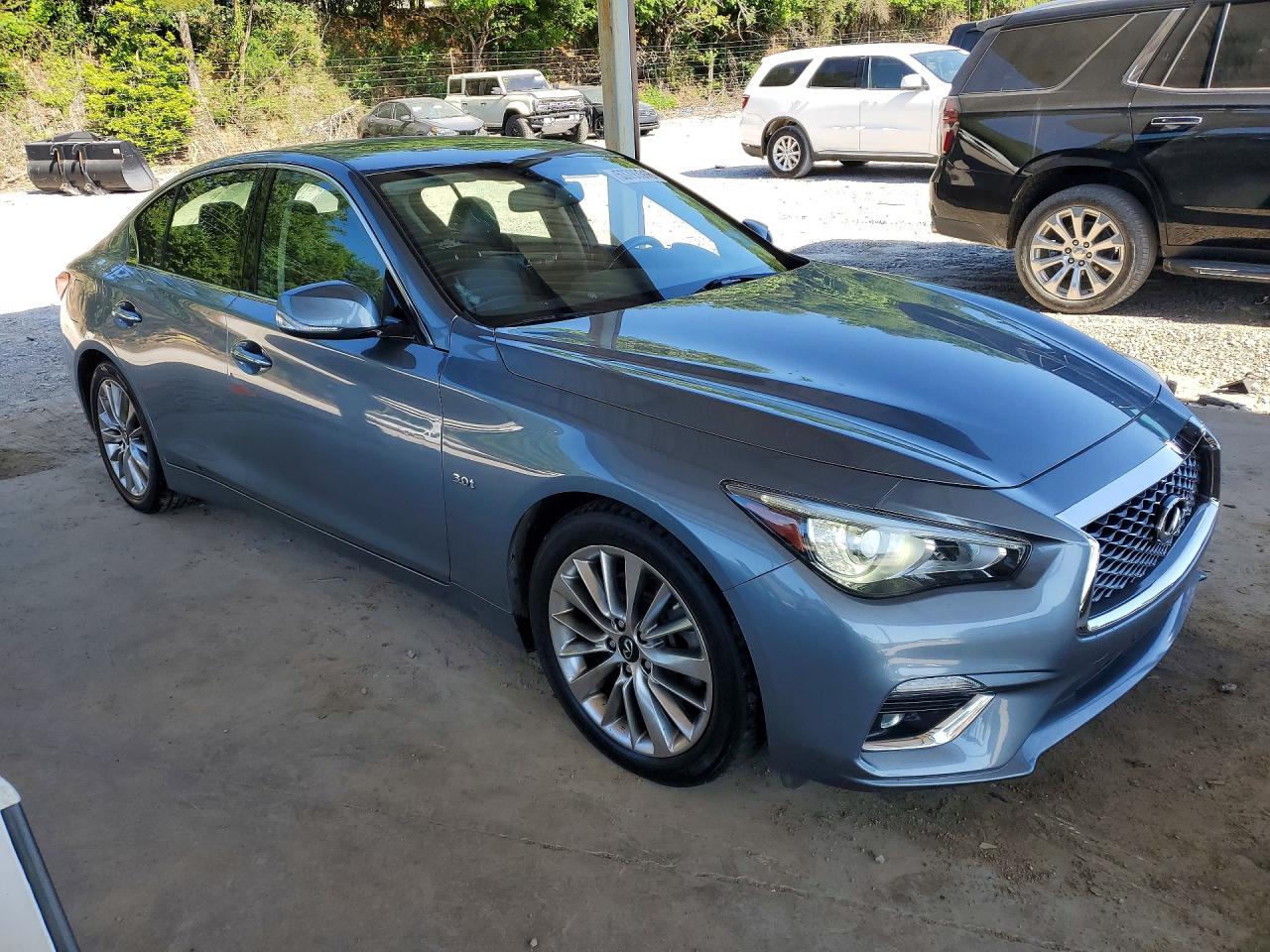 INFINITI Q50 3.0t Luxe