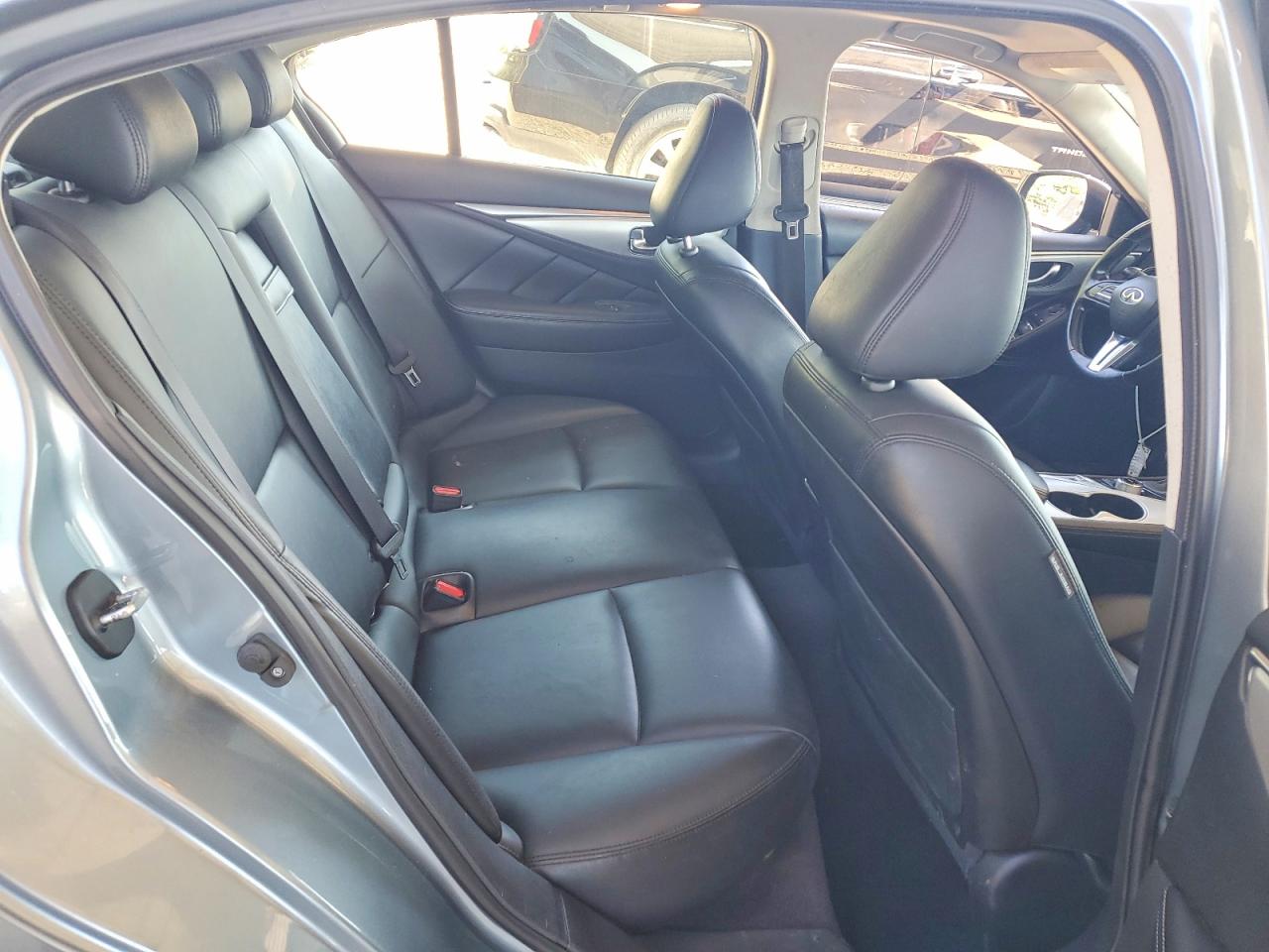 INFINITI Q50 3.0t Luxe