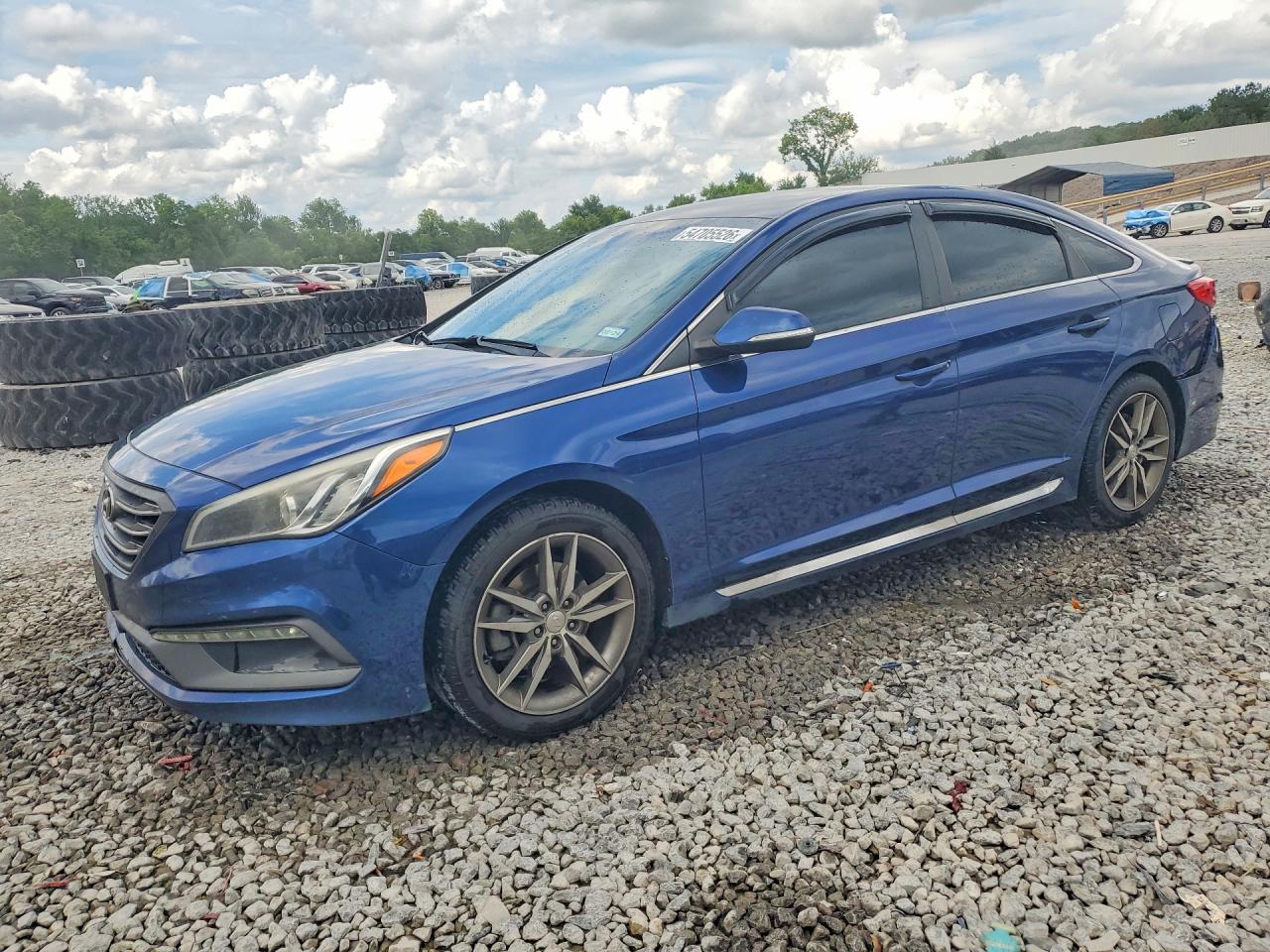 Salvage Hyundai SONATA Image