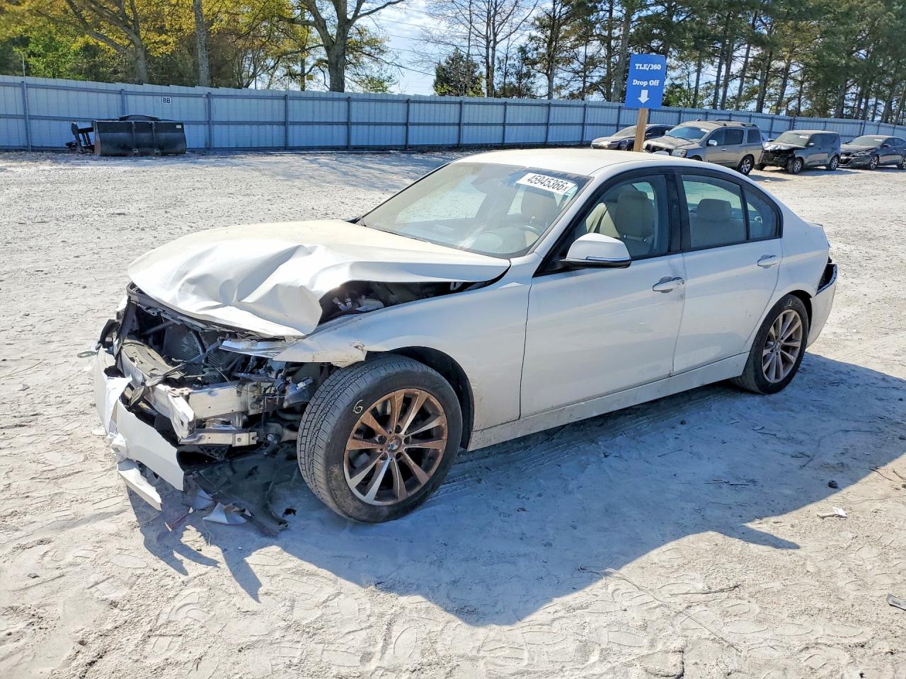 Salvage BMW 3 Series Image