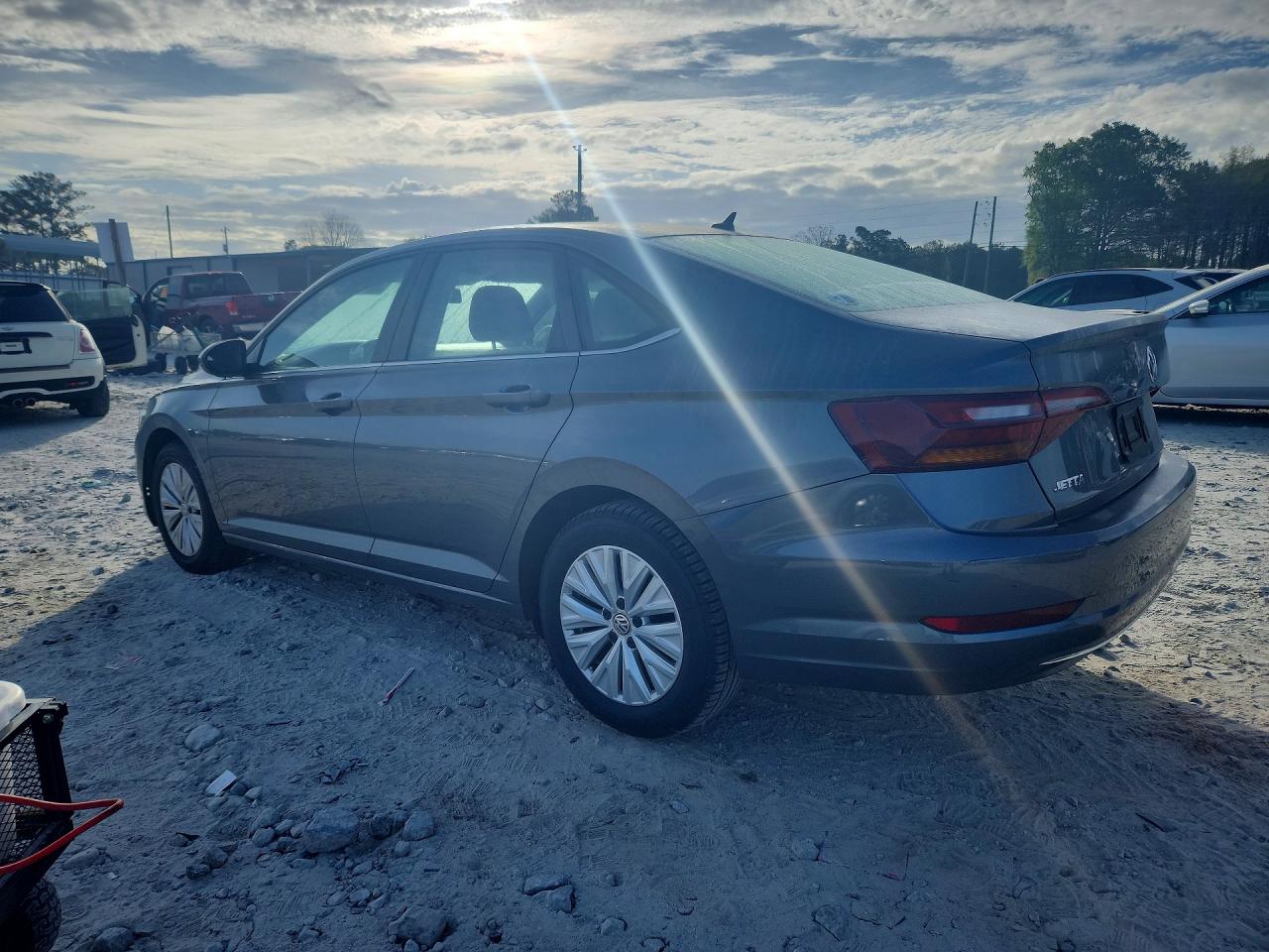 Volkswagen Jetta S