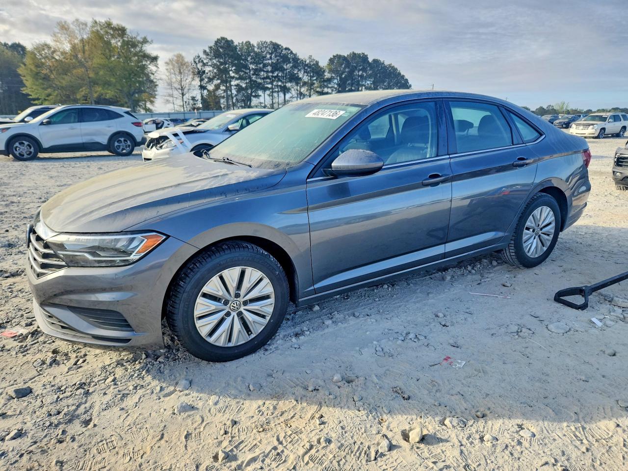 Salvage Volkswagen Jetta Image