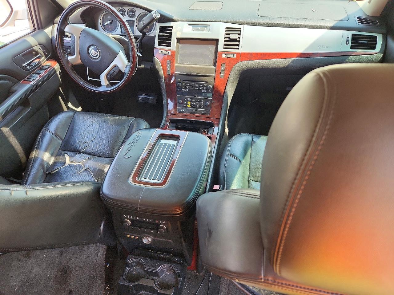Cadillac Escalade Premium