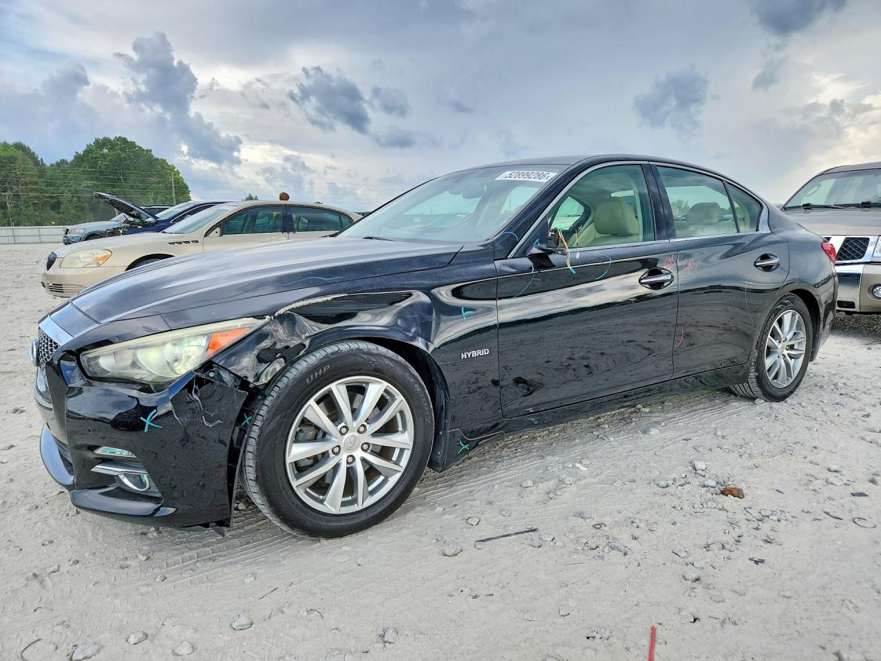 Salvage INFINITI Q50 Image