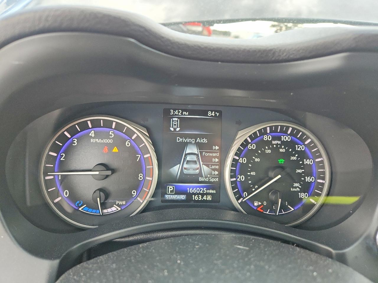INFINITI Q50 Premium
