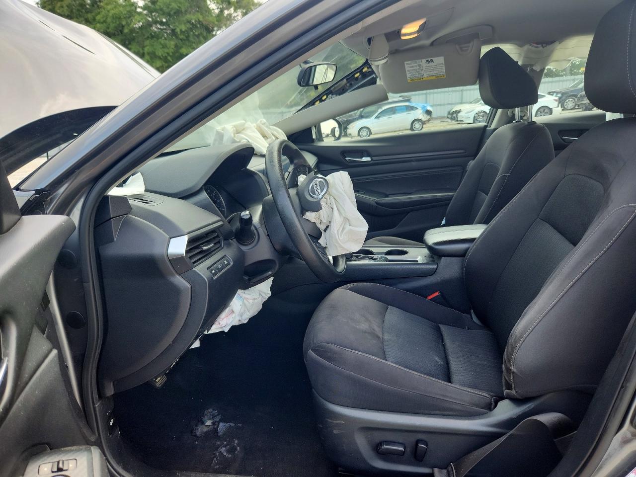 Nissan Altima S