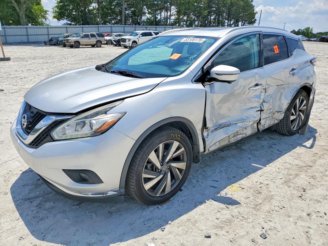 Salvage Nissan Murano Image
