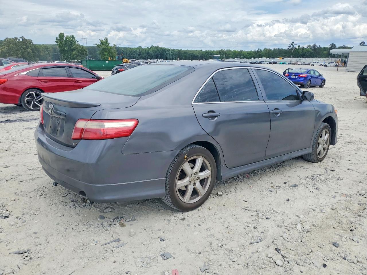 Toyota Camry Se V6