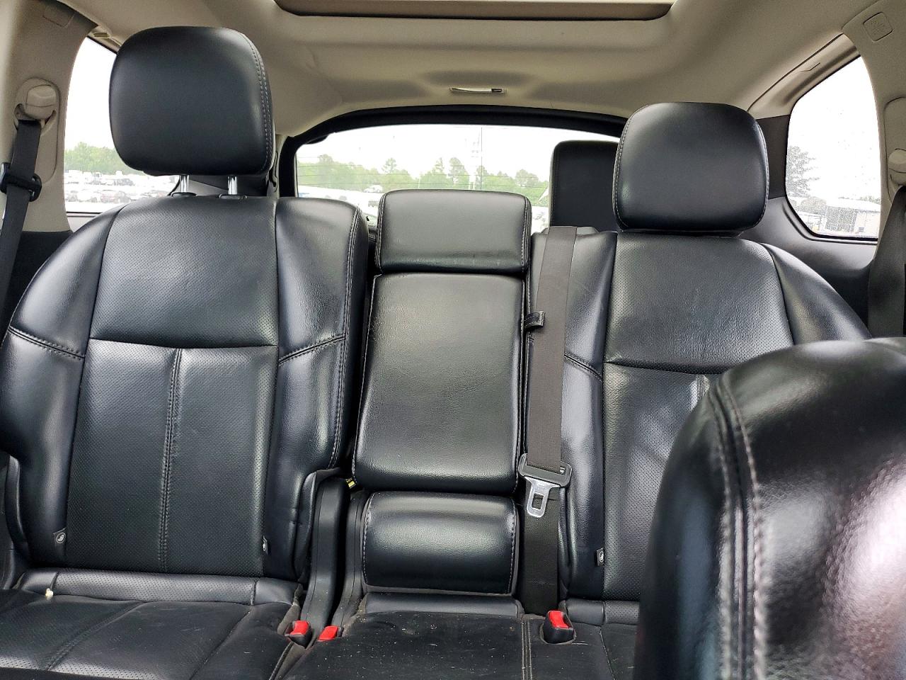 Nissan Pathfinder Platinum