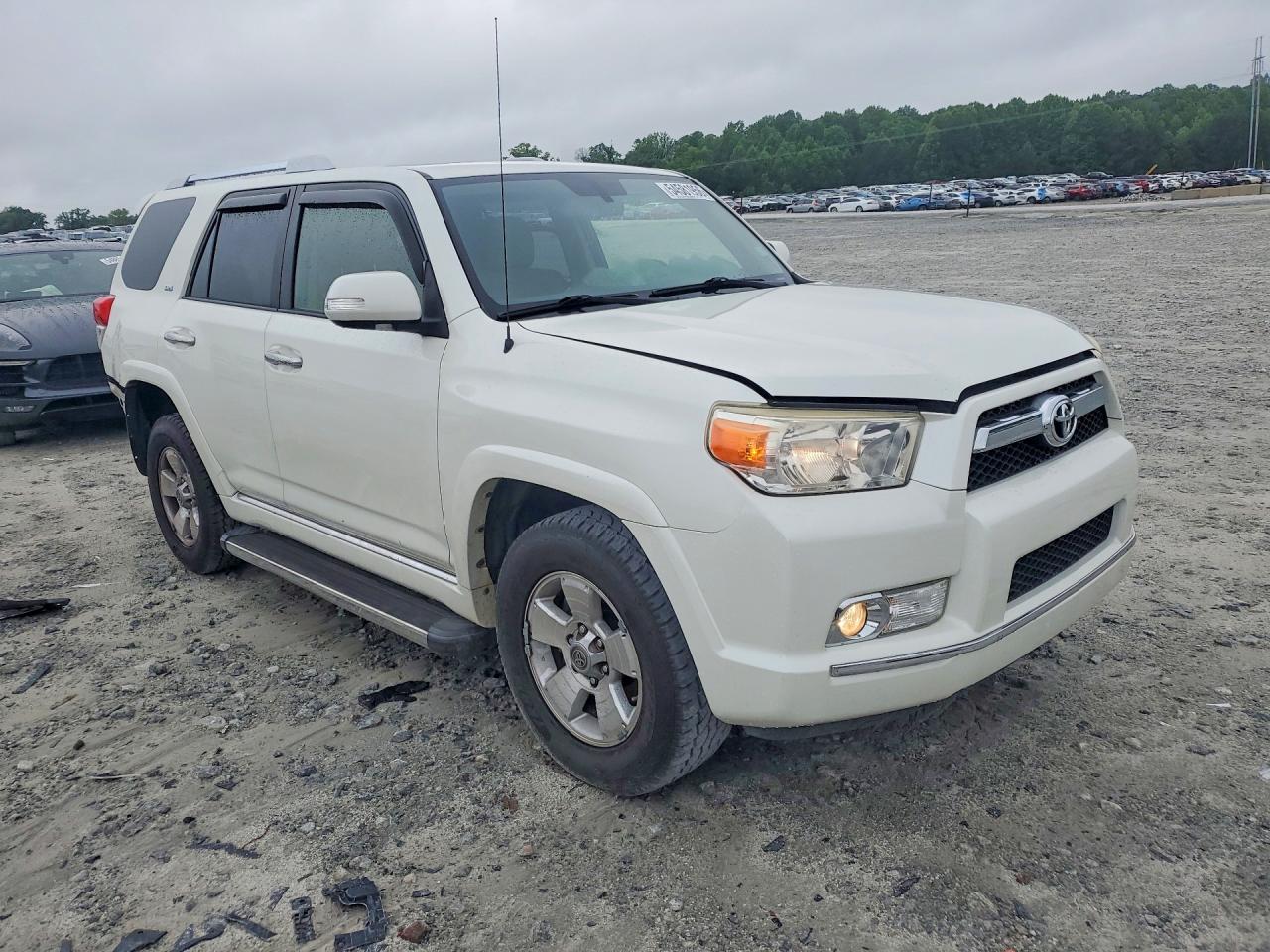 Toyota 4Runner Sr5