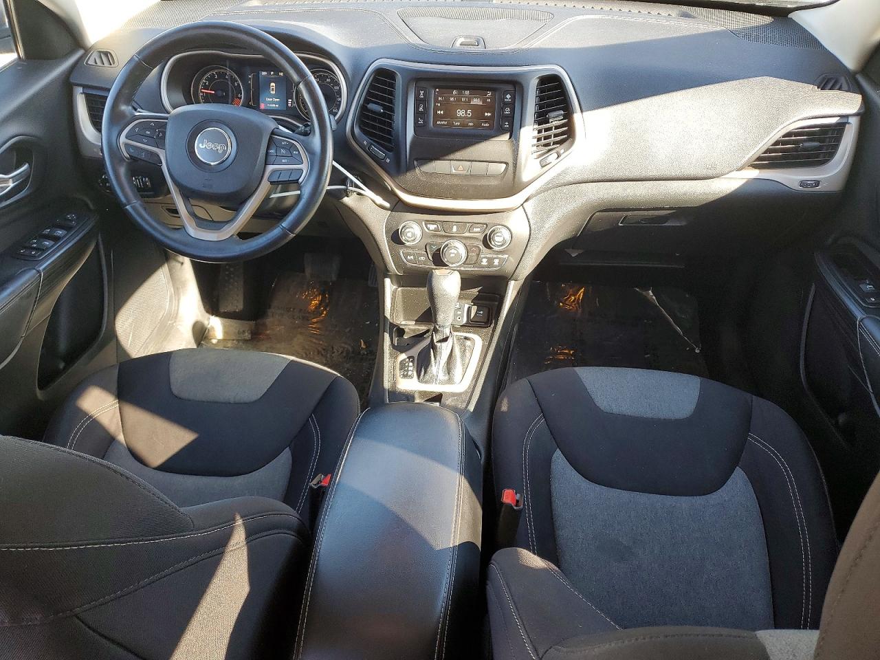 Jeep Grand Cherokee Latitude
