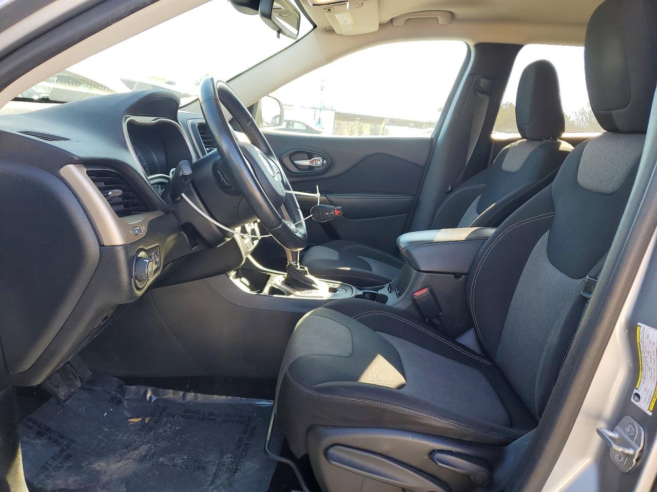 Jeep Grand Cherokee Latitude