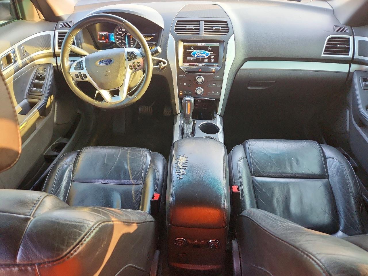 Ford Explorer Xlt