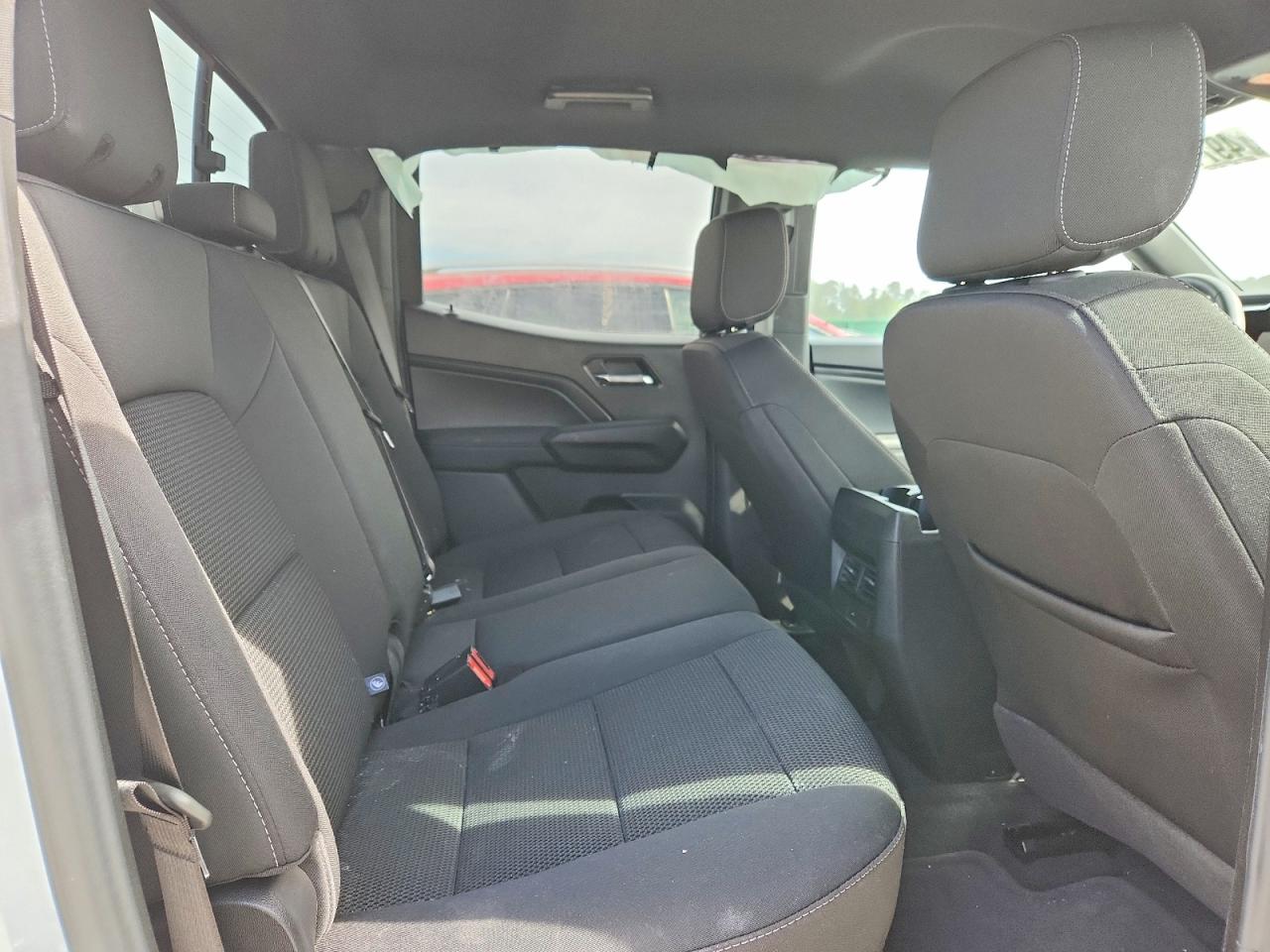GMC Canyon Elevation