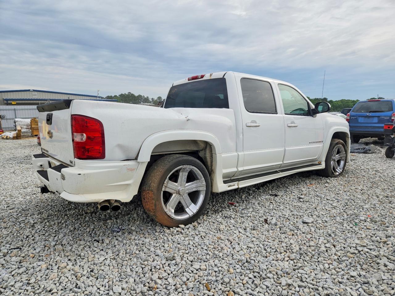 Chevrolet Silverado C1500 Crew Cab