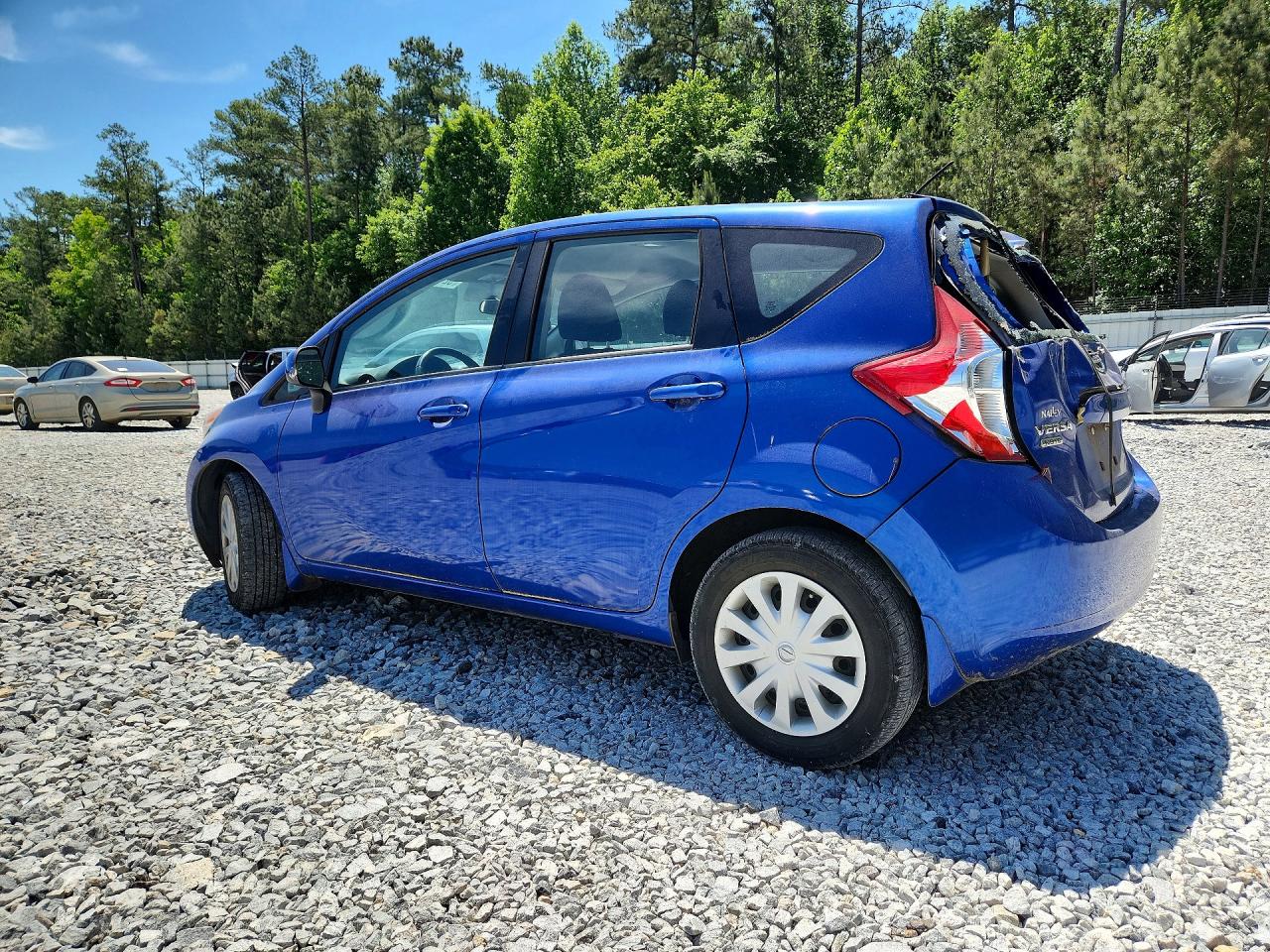 Nissan Versa Sv