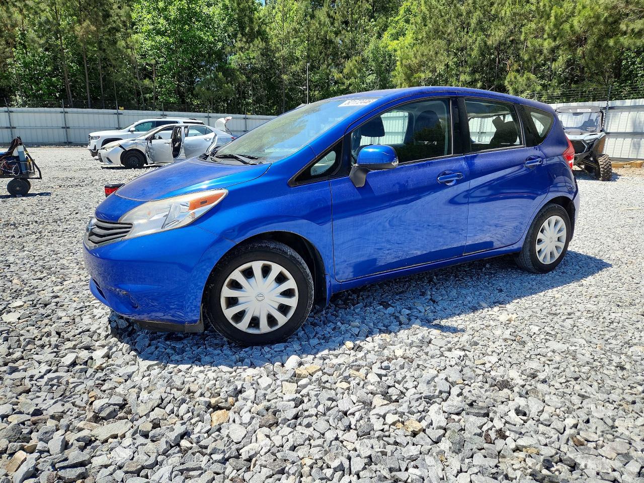 Salvage Nissan Versa Image