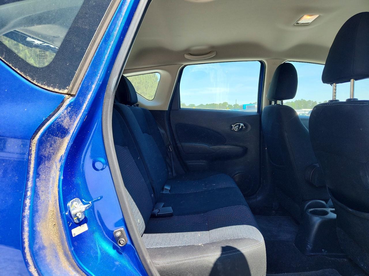 Nissan Versa Sv