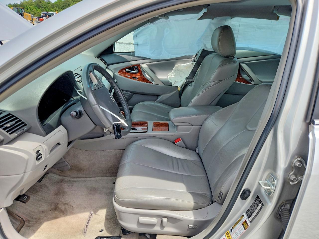 Toyota Camry Xle