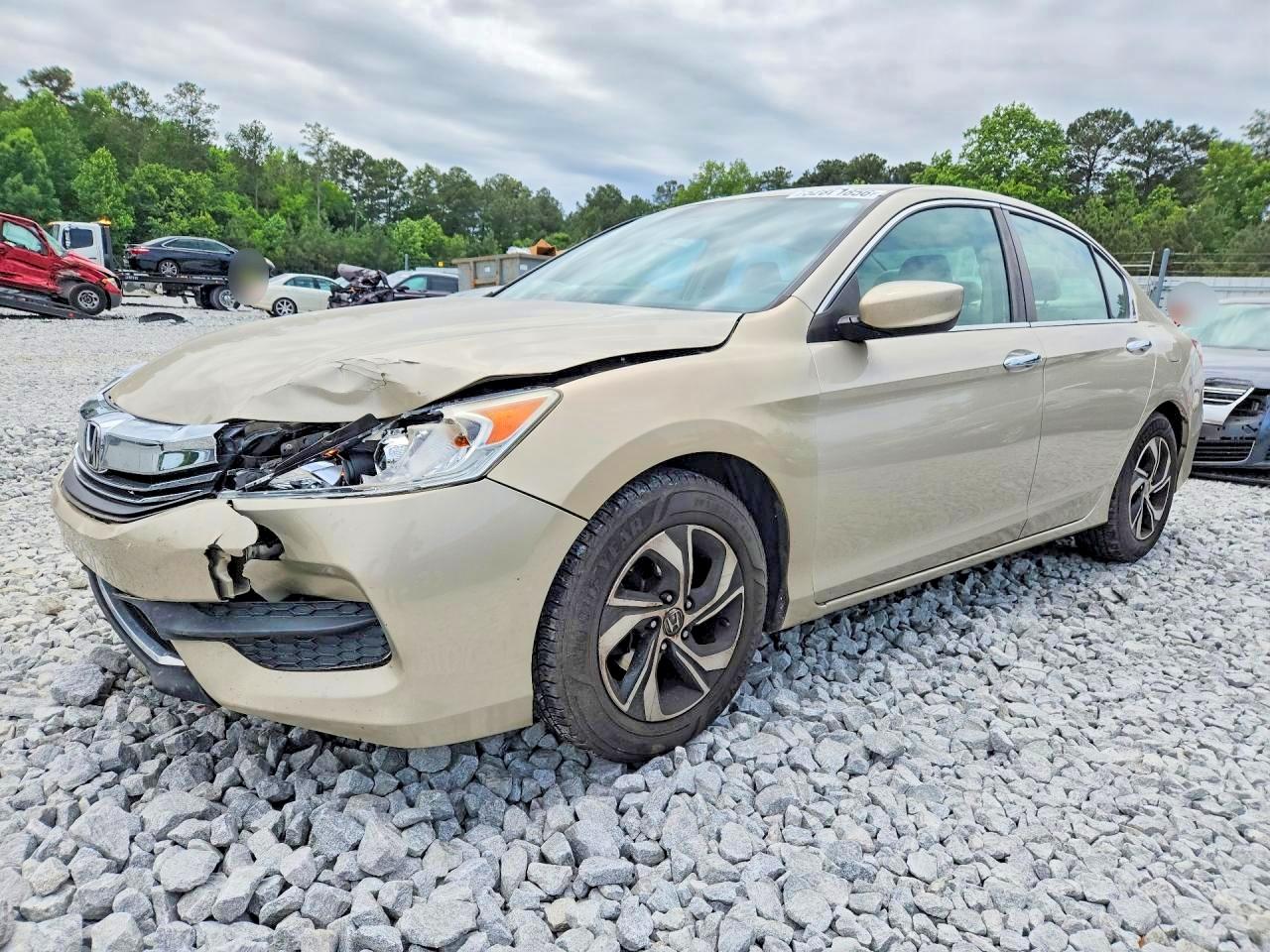 Salvage Honda Accord Image