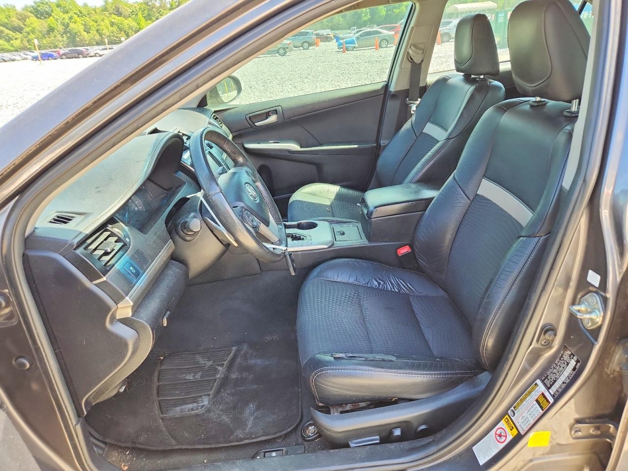 Toyota Camry Se V6