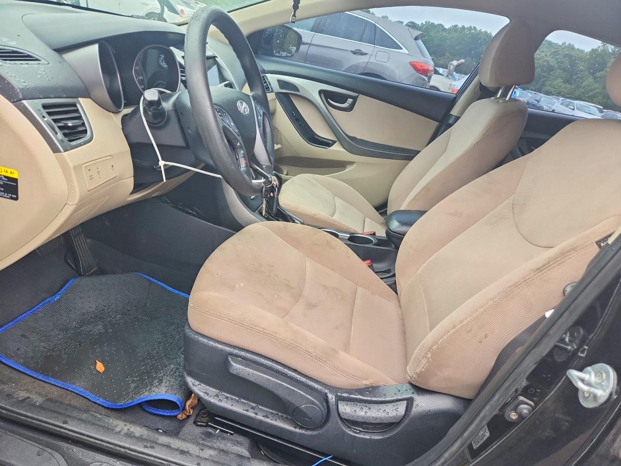 Hyundai ELANTRA Se