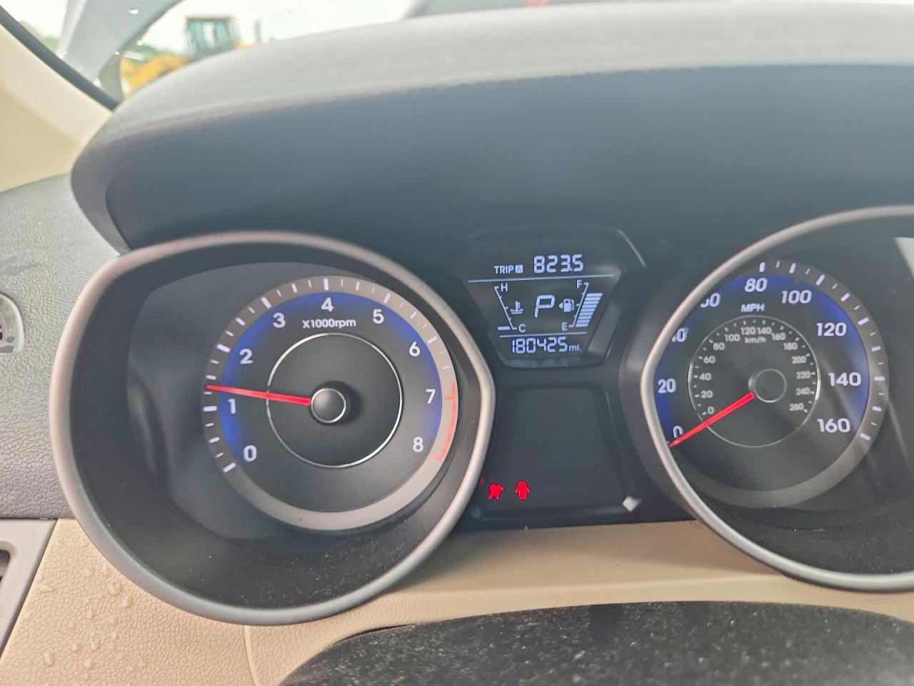 Hyundai ELANTRA Se