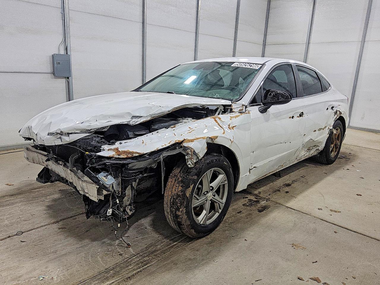 Salvage Hyundai SONATA Image