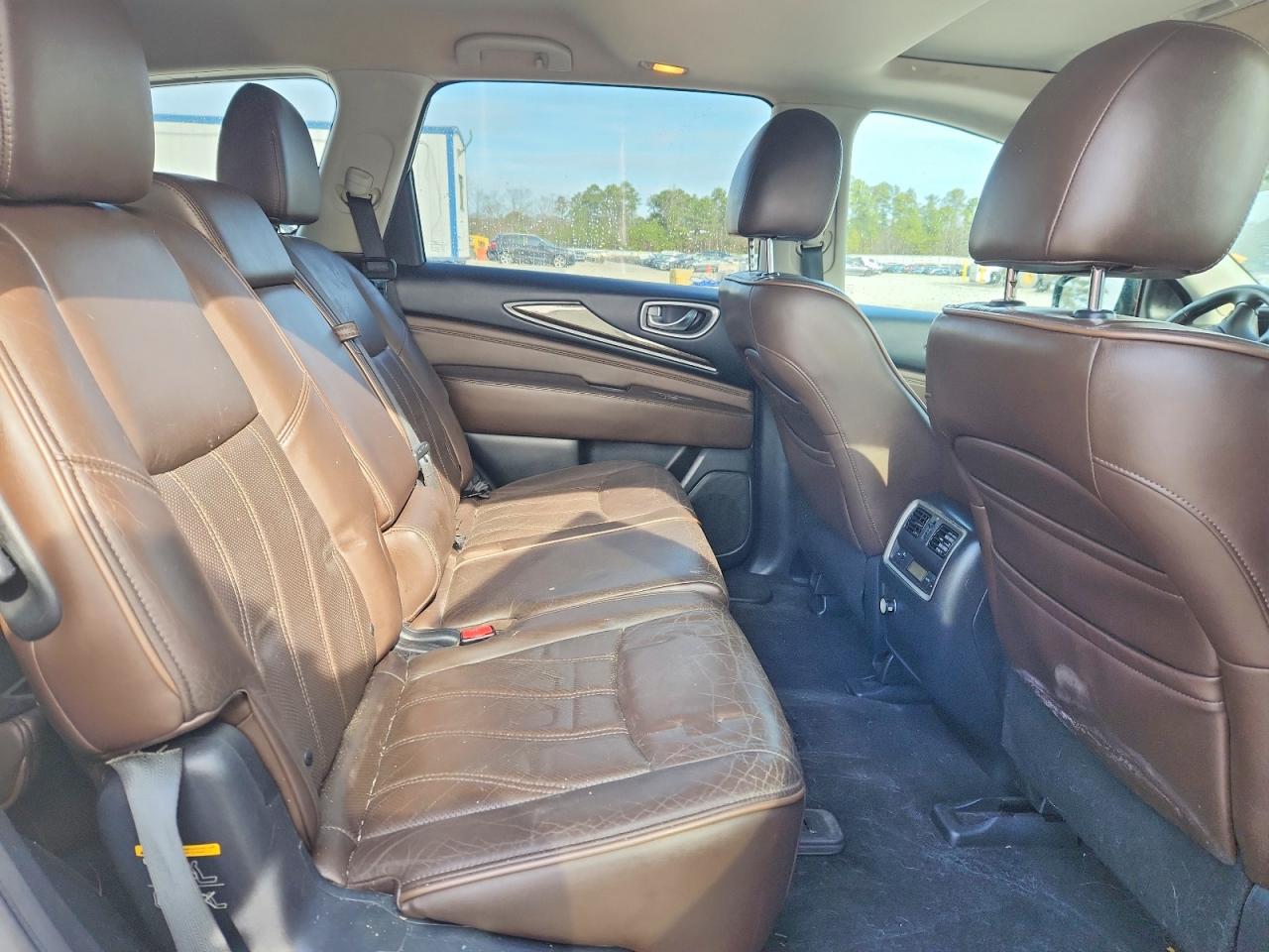 INFINITI JX35 Base