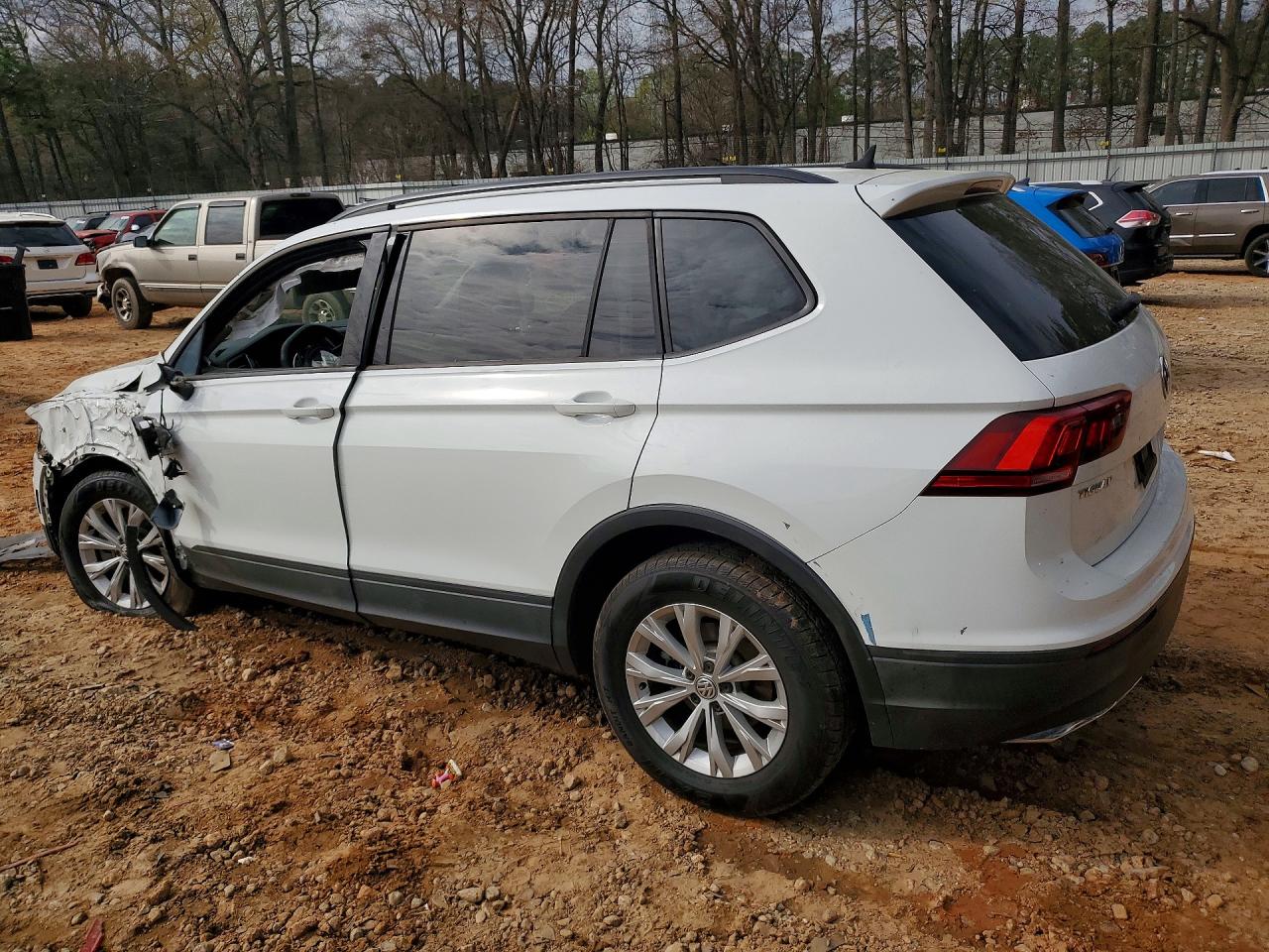 Volkswagen Tiguan S