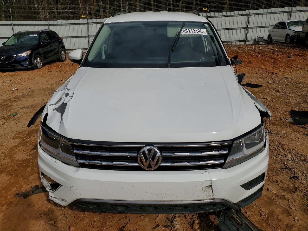 Volkswagen Tiguan S