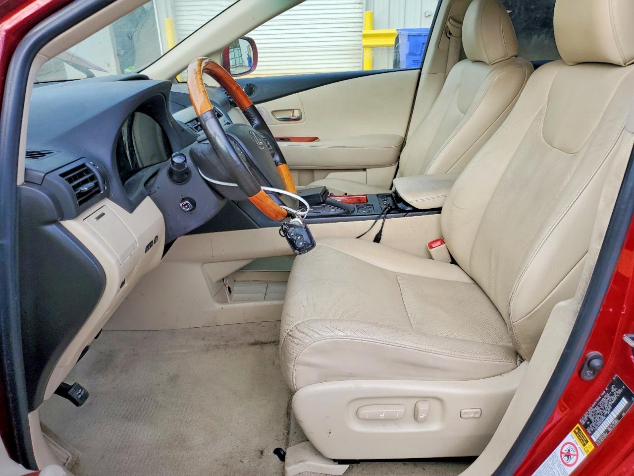 Lexus RX Base
