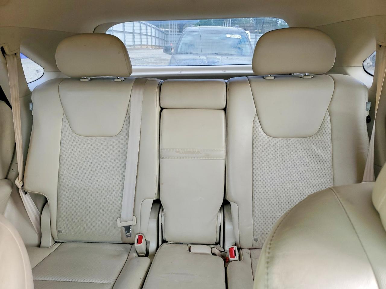 Lexus RX Base