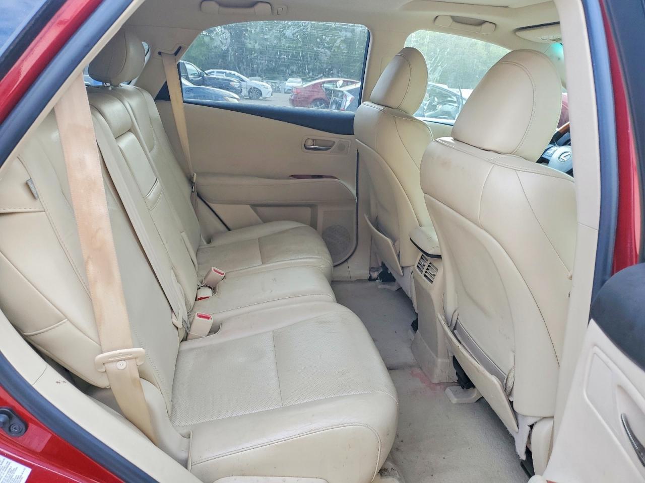 Lexus RX Base